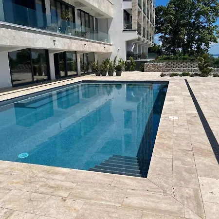 Panorama Corner - Pool, Sauna, Parking