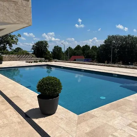 Panorama Corner - Pool, Sauna, Parking