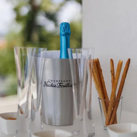 Apartment Panorama Corner - Pool, Sauna, Parking *