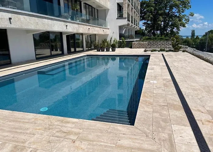 Panorama Corner - Pool, Sauna, Parking