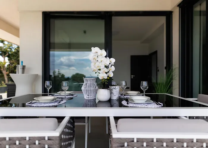 Panorama Corner - Pool, Sauna, Parking * Alsóörs