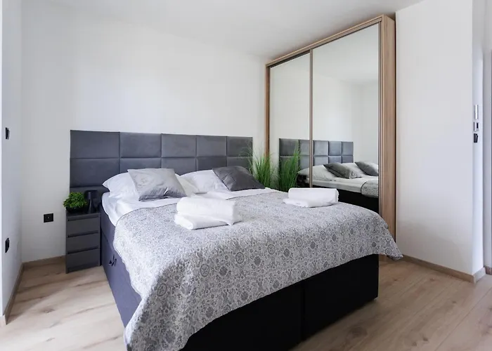 アパート Panorama Corner - Pool, Sauna, Parking Alsóörs