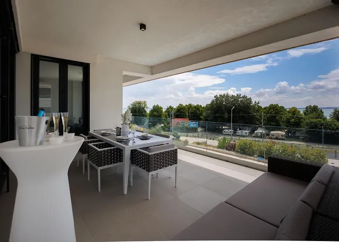 アパート Panorama Corner - Pool, Sauna, Parking Alsóörs