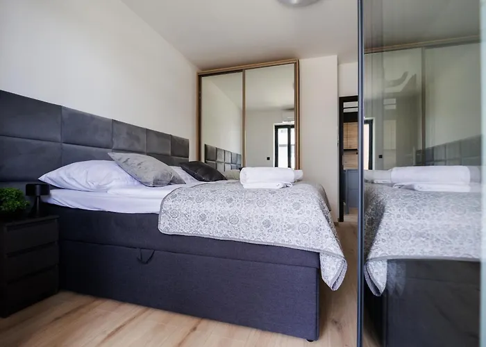 Panorama Corner - Pool, Sauna, Parking * Alsóörs