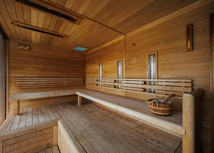 Panorama Corner - Pool, Sauna, Parking