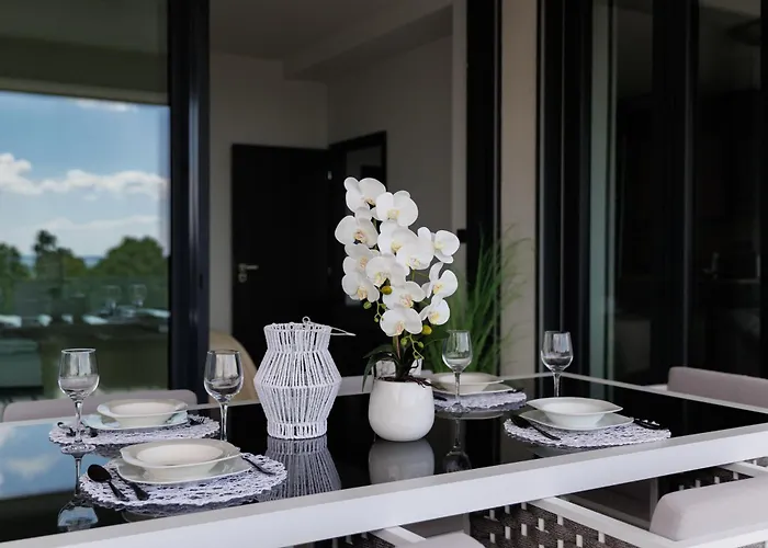 Panorama Corner - Pool, Sauna, Parking